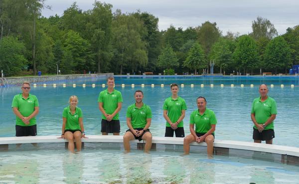 Foto Schwimmbadbedienstete 2020