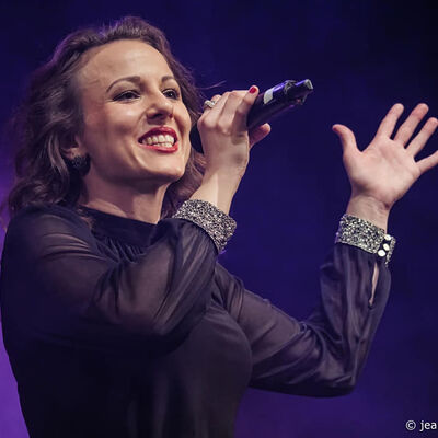 Sandra on stage