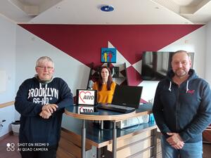 Jugendzentrum Stehtisch
