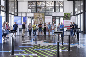 F&uuml;hrung durch die Ausstellung