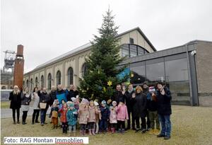 Weihnachtsbaum schm&uuml;cken RAG