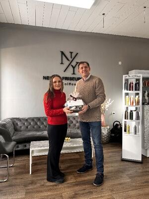 Neuer&ouml;ffnung Nesli‘s Friseursalon