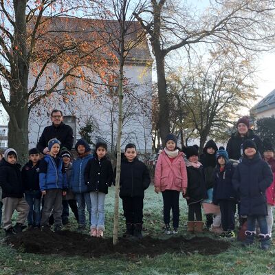 Baumpflanzaktion Kirchenpark 1