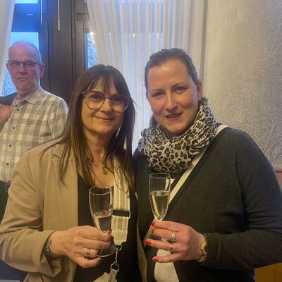 Vernissage Silberhaar_Corinna und Andrea Lessel