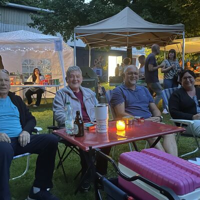 FKK / Freibad - Klappstuhl - Konzert 2025