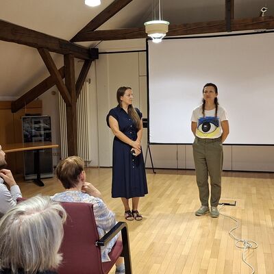 Erfolgreiche Filmvorf�hrung und Dialog zur Migration in Ensdorf (2)