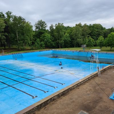 Linien Freibad